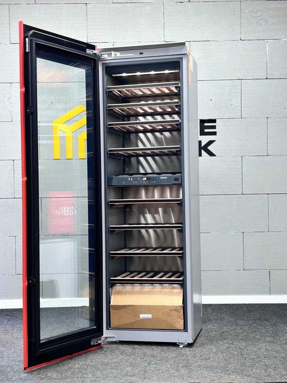 Виставка! Винна шафа miele KWT 6722 iG S / в склі під забудову