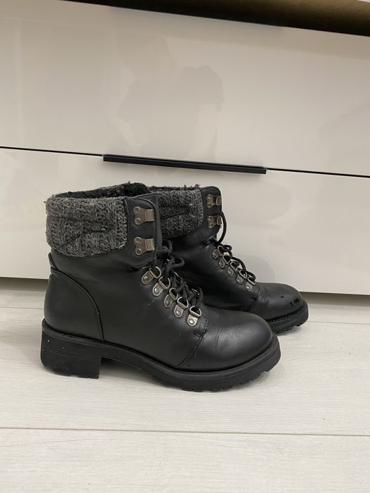 чоботи черевики atmoshere крокси