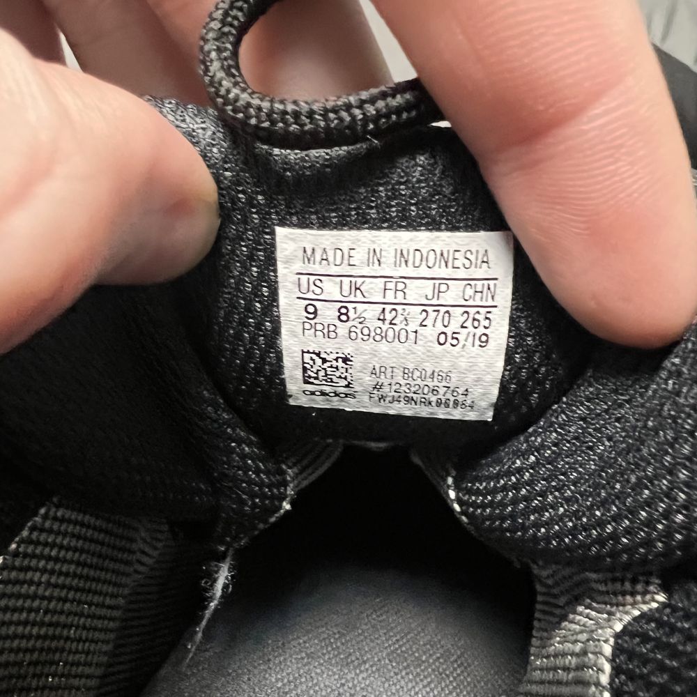 Кросівки чоловічі Adidas Terrex Ax3 Mid Gore-Tex 42.5р