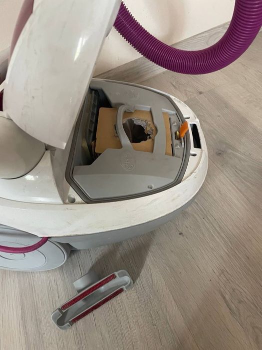 Пилесос Electrolux потужний пилосос порхотгяг пылесос робочый