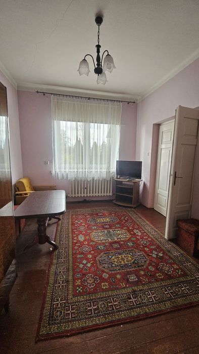 Dom w Sadkowej Górze z budynkiem gospodarczym na 40,96 ar działce