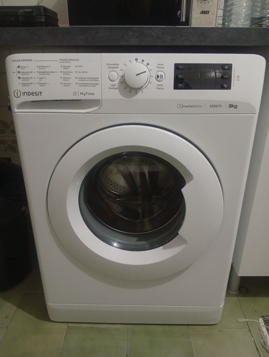 Máquina de lavar Indesit 8kg