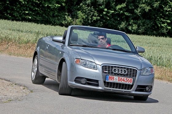 AUDI A4 B7 S4 CABRIO próg poszycie ćwiartka wanna błotnik podłużnica