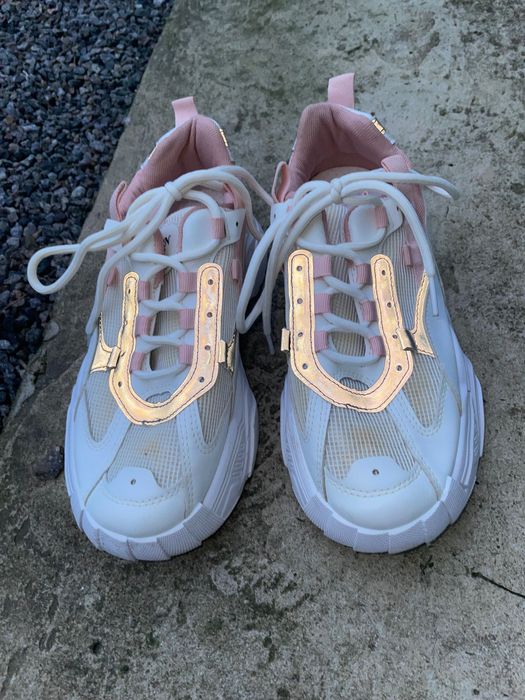 Кросівки літні, жіночі