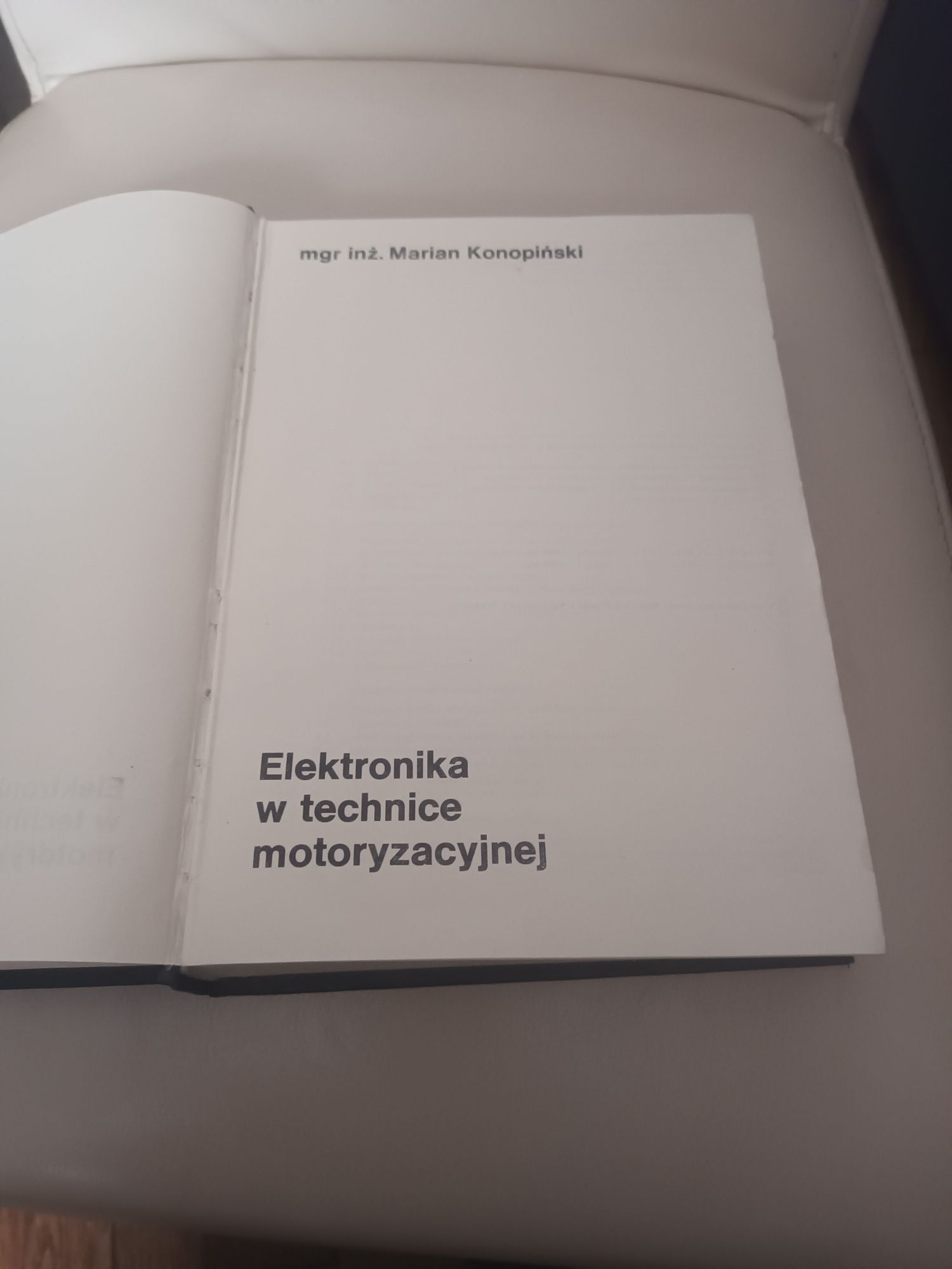 Elektronika w technice motoryzacyjnej,mgr inż Marian Konopiński,1987