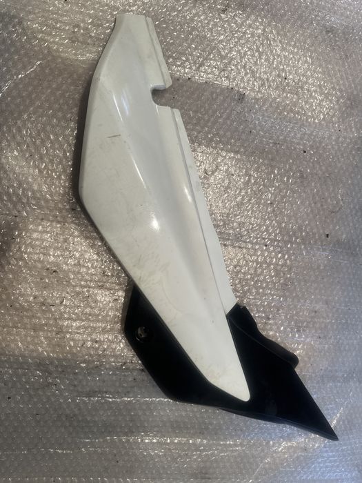 Honda XR 125 Bok Boczek Prawy Wypełnienie V339