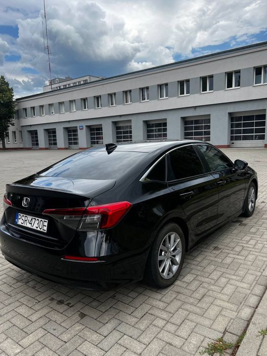Sprzedam Hondę Civic 2021 model 2022 widealnym stanie