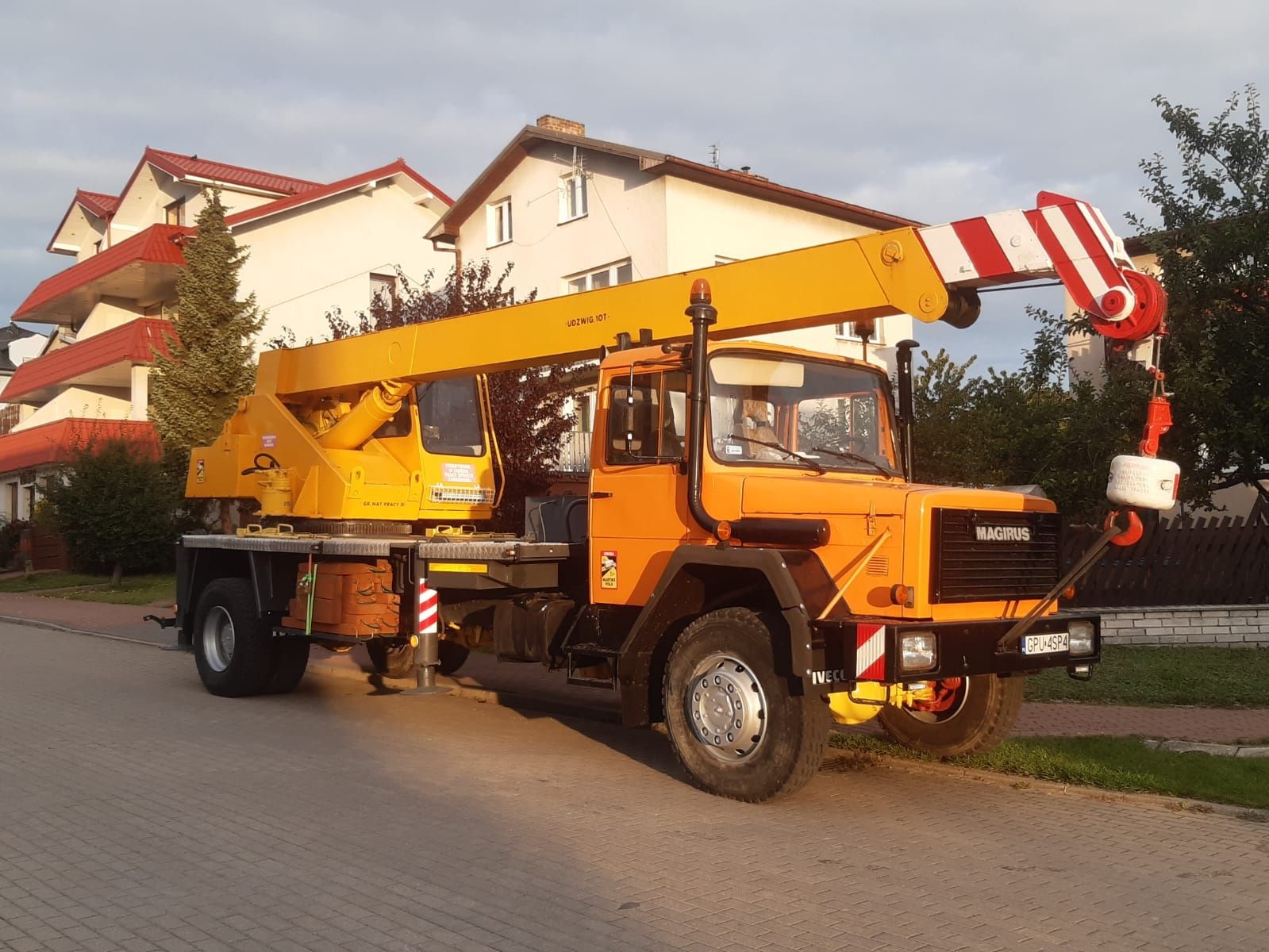 Żuraw Dźwig Samojezdny BUMAR 10T Stan Bardzo Dobry