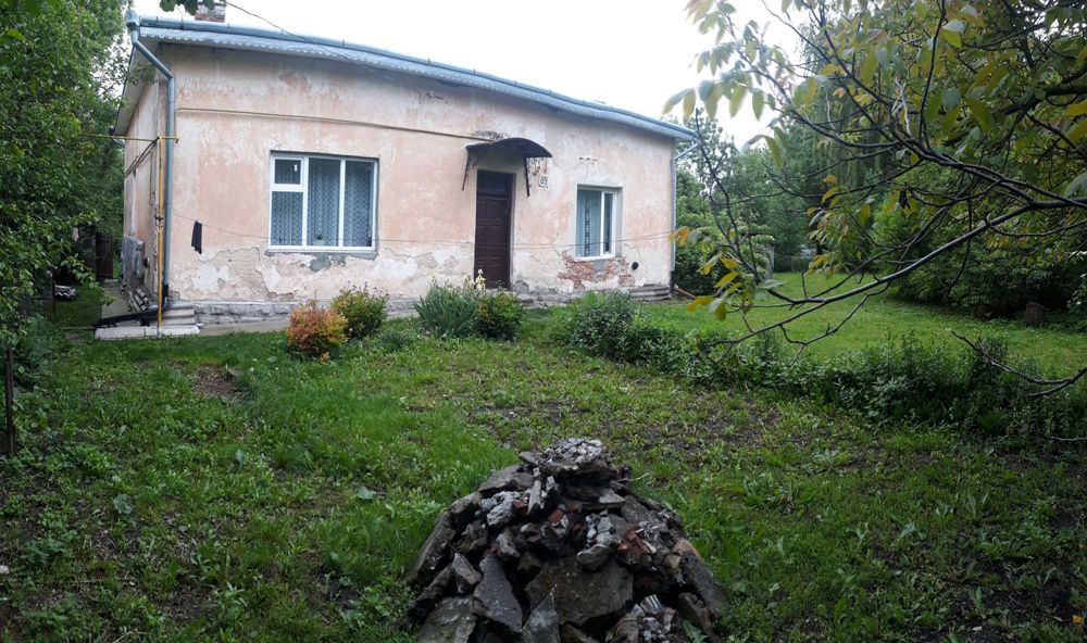 Продається 1.2 будинку смт. Товсте