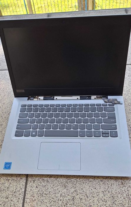 Laptop Lenovo 14 cali 1.1Ghz 4GB 64GB