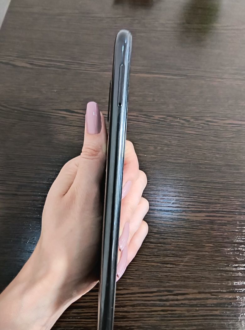 Samsung Galaxy A11 | 32 ГБ | Гарний стан | Повністю робочий