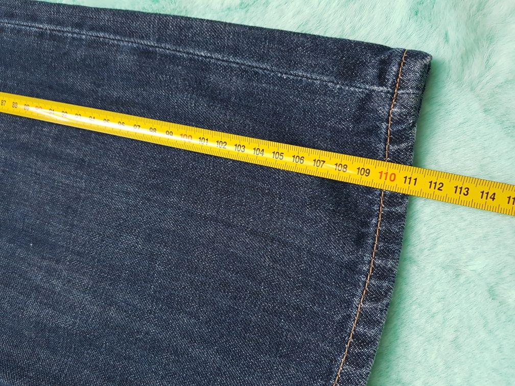 Jeansy marki CALVIN KLEIN rozm. 33