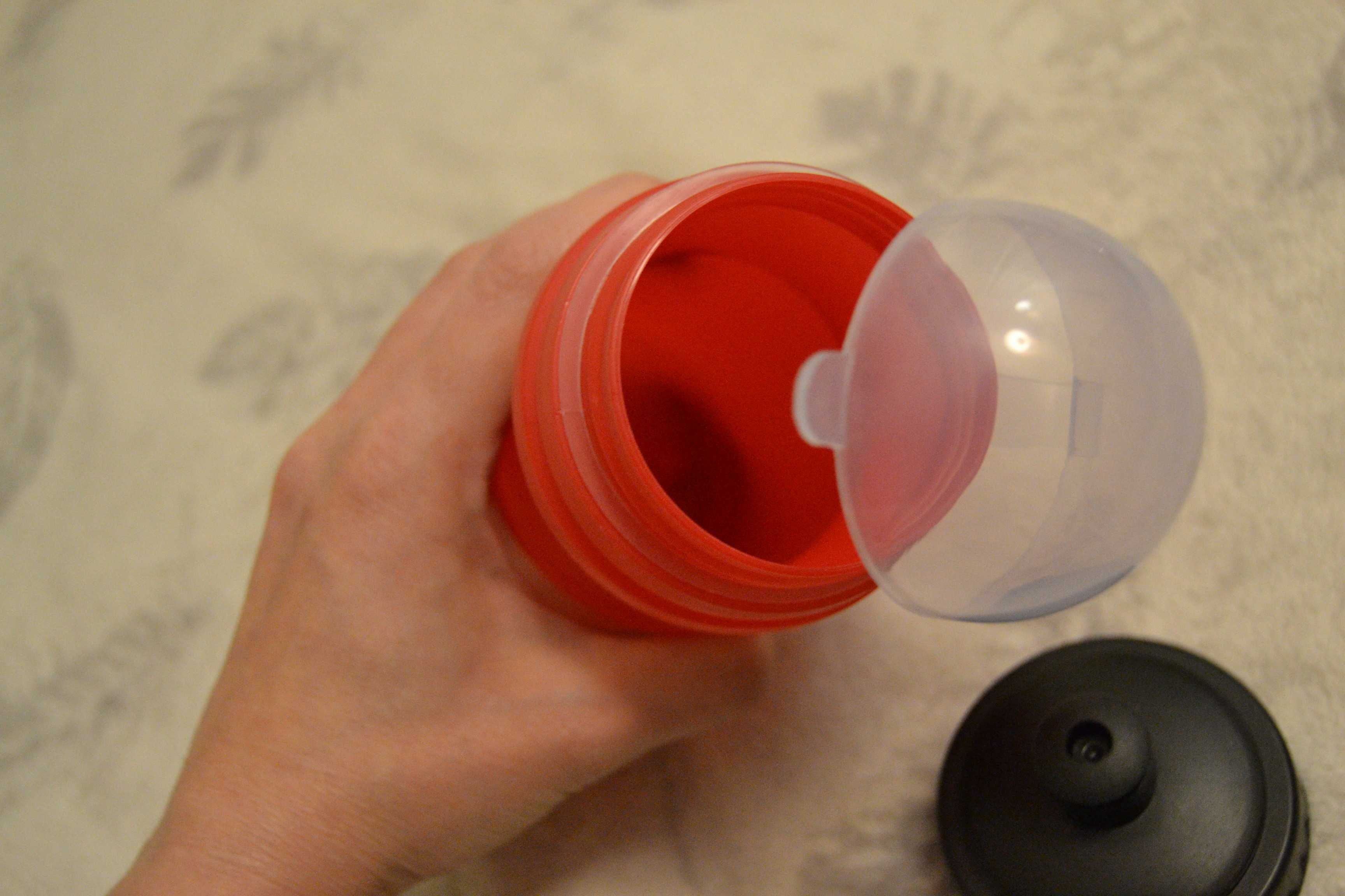Butelka na wodę bidon z przykrywką 0,5 l  czerwona