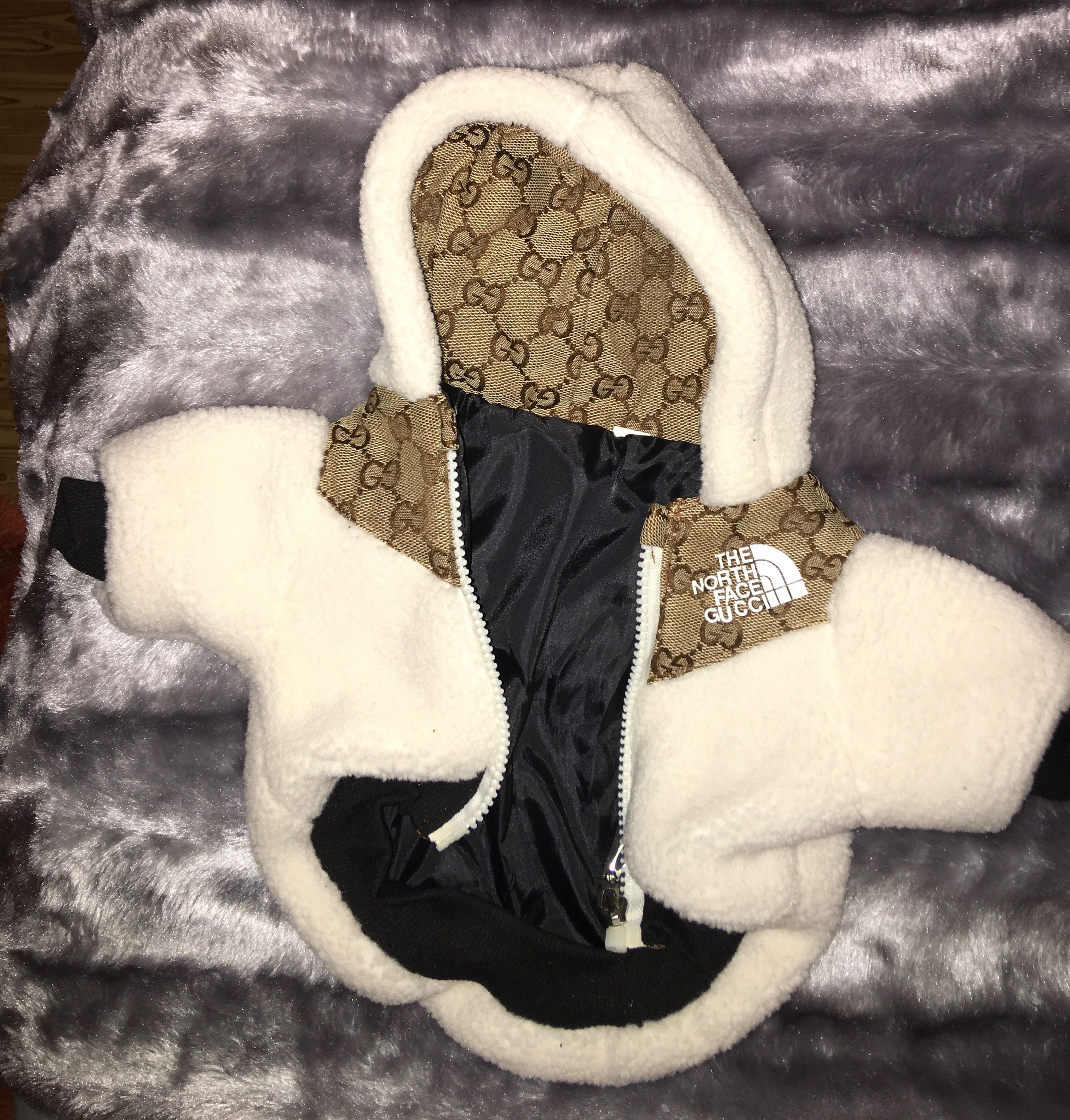 Roupa de cão/gato