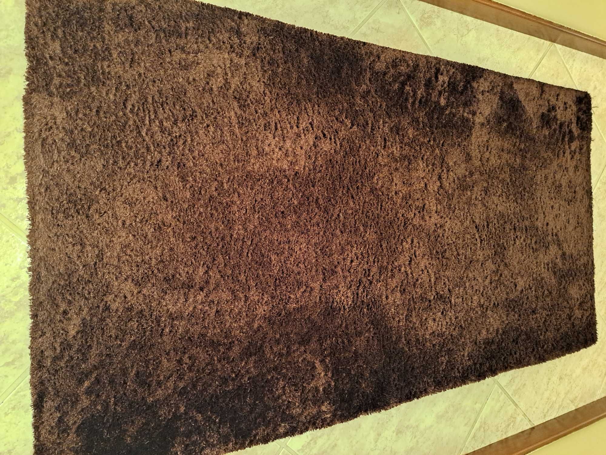 2 tapetes (0.70m x 1.40m) - só 4€