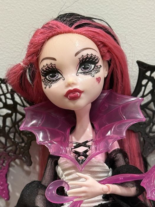 Лялька Дракулаура Геловін Монстер хай