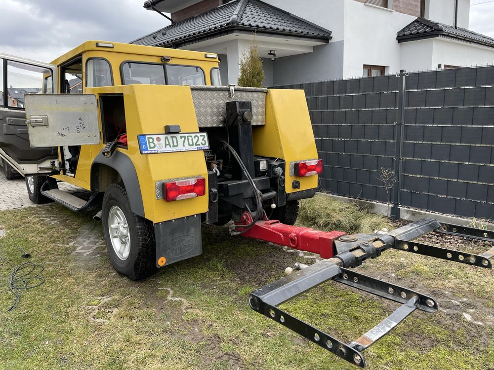 Sprzedam Holownik Pomoc Drogowa Land Rover Defender 130 PUMA
