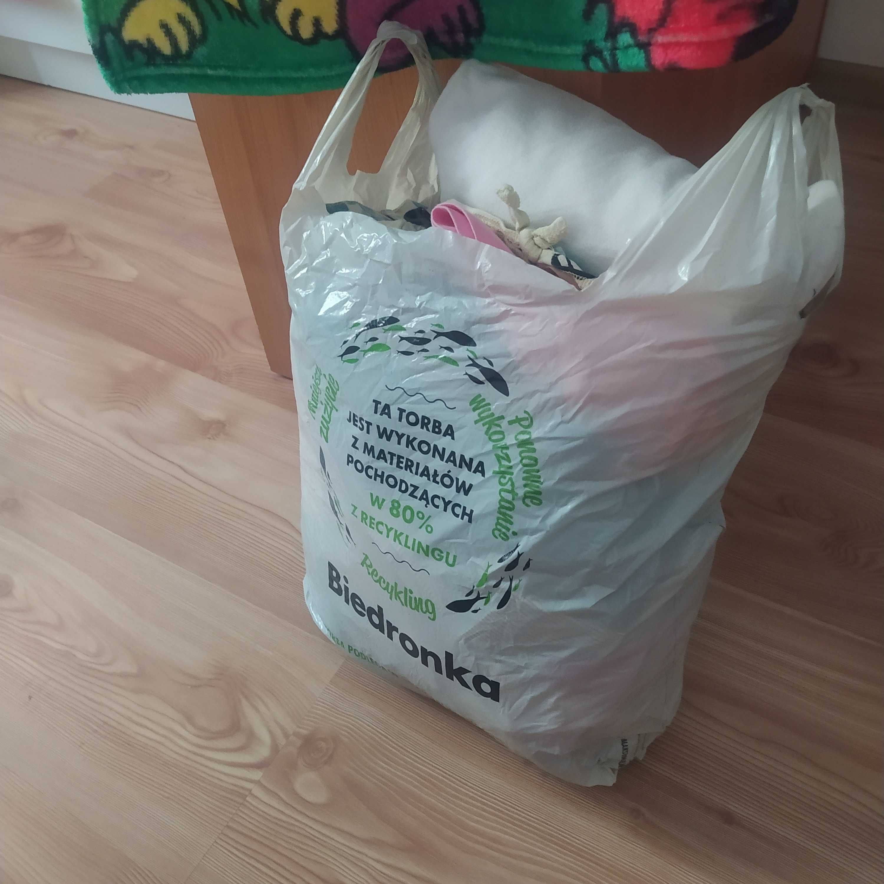 Reklamówka ubranek dla dziewczynki