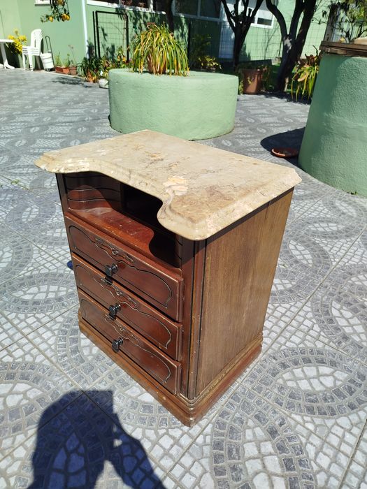 Mesa cabeceira madeira