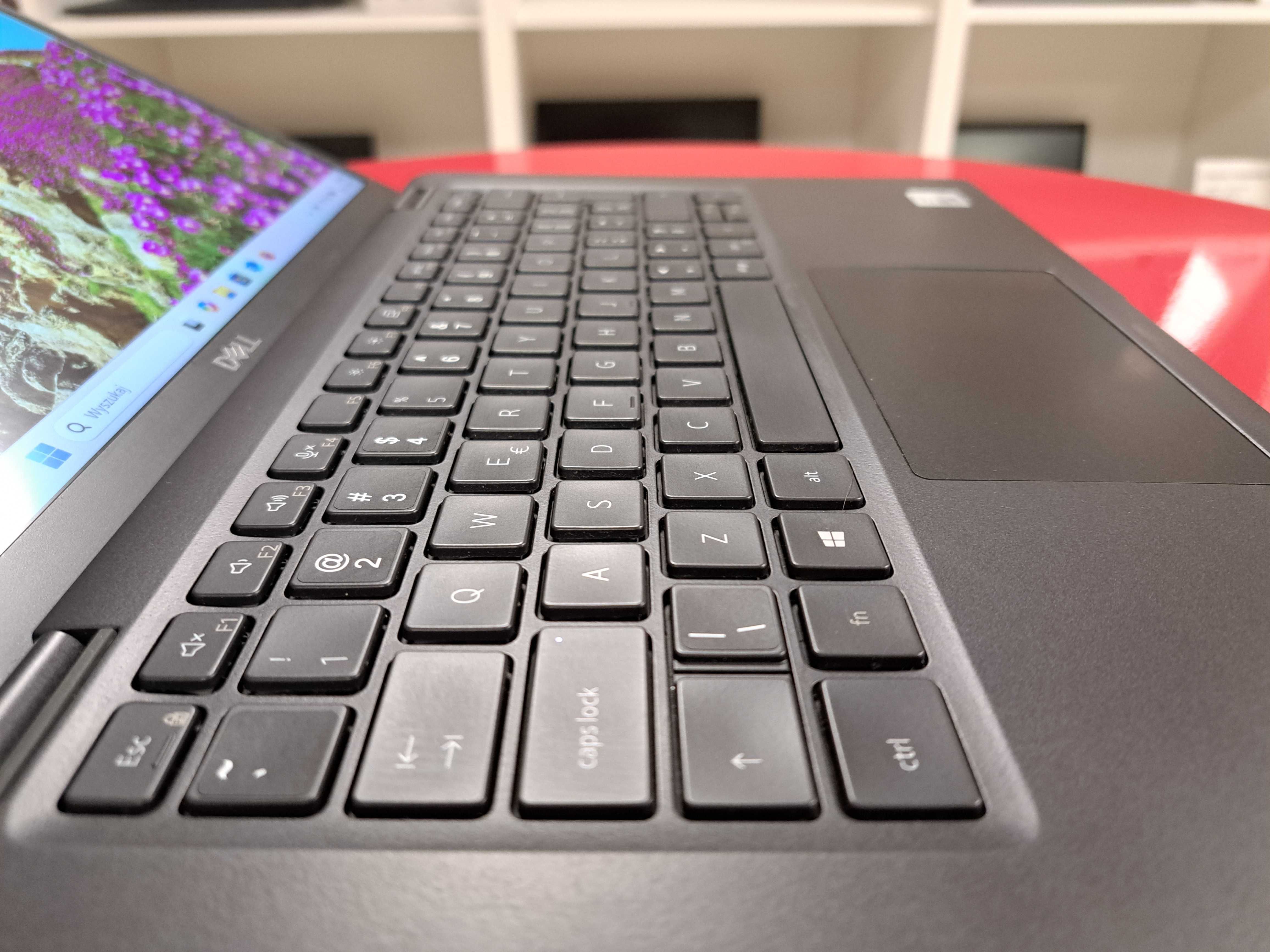 Laptop A-klasa Dell LATITUDE 7410 i5-10gen 16GB 256GB SSD HDMI Win11