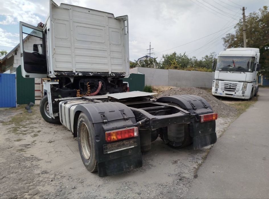 Тягач Рено Магнум 2005 року Євро-3