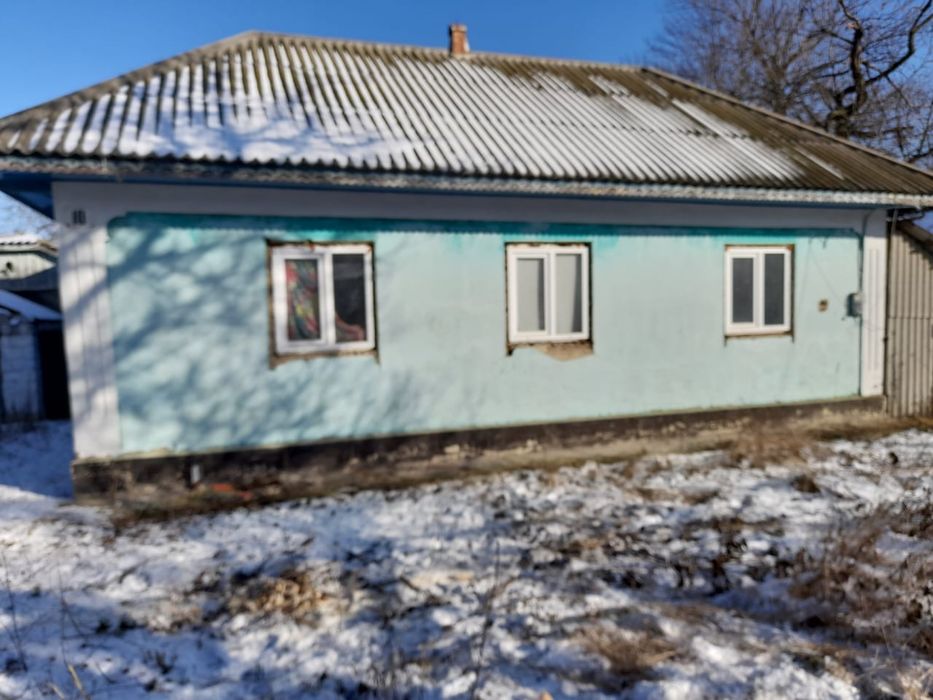 Продам будинок і земельну ділянку в с. Іванівці