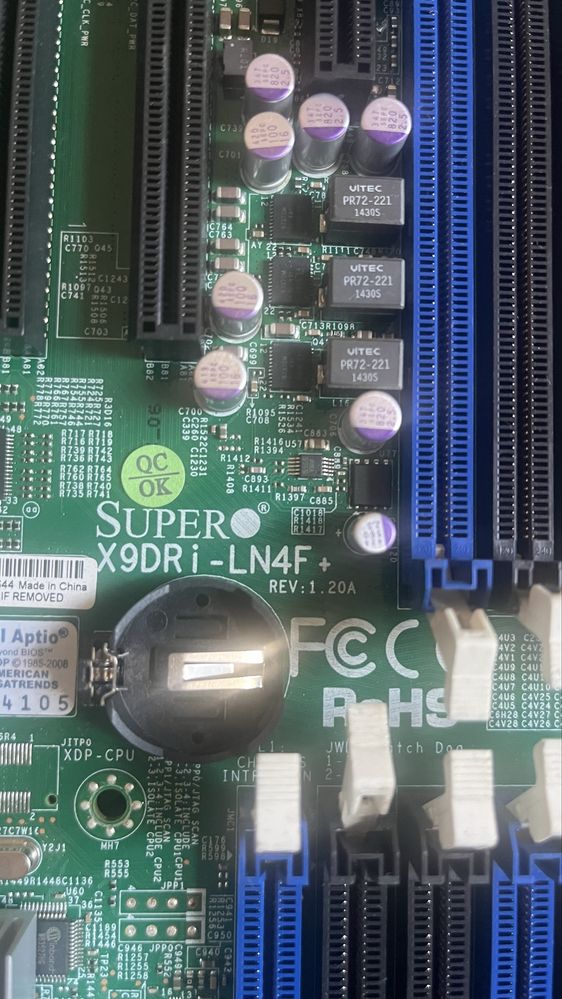 Plyty uszkodzone FOXCONN X9DRi-LN4F X8SIA-F X9DRH-7F