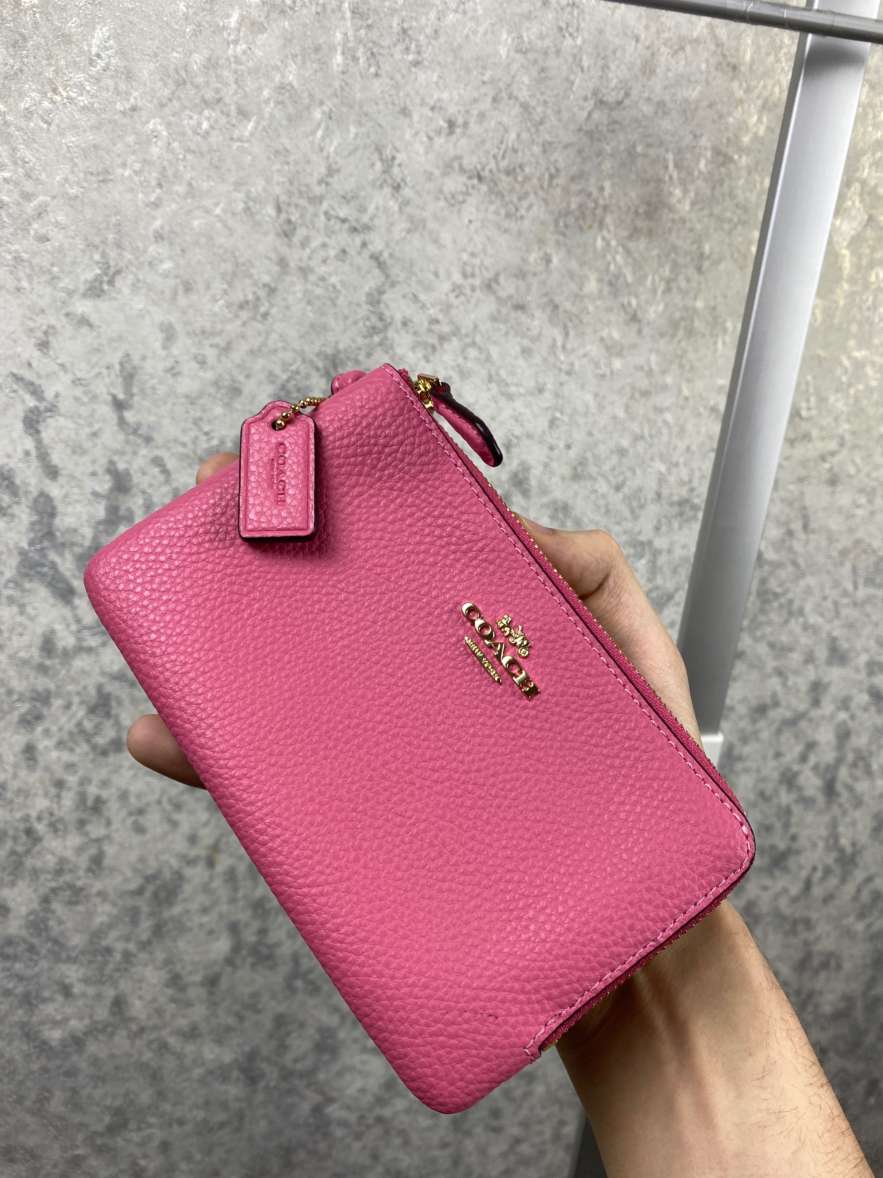 Женский кожаный кошелек/клатч Coach Double Corner Zip Wristlet