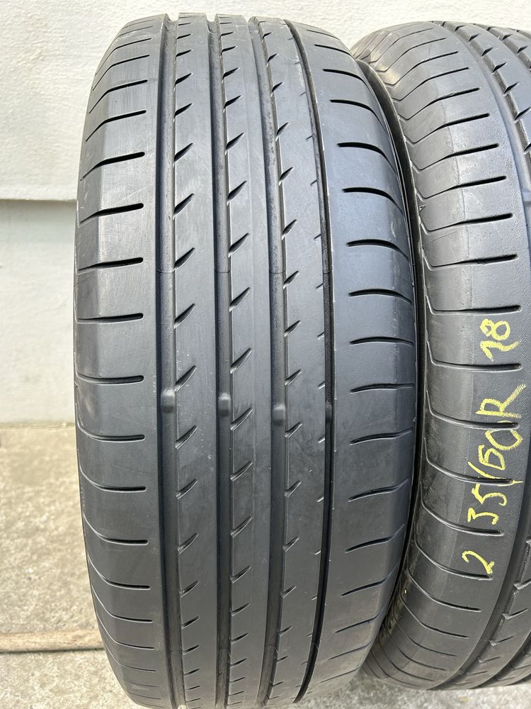 235/60R18 Yokohama Advan Sport V105 6.5mm 2016рік 2шт