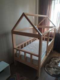 Детская кровать (домик)
