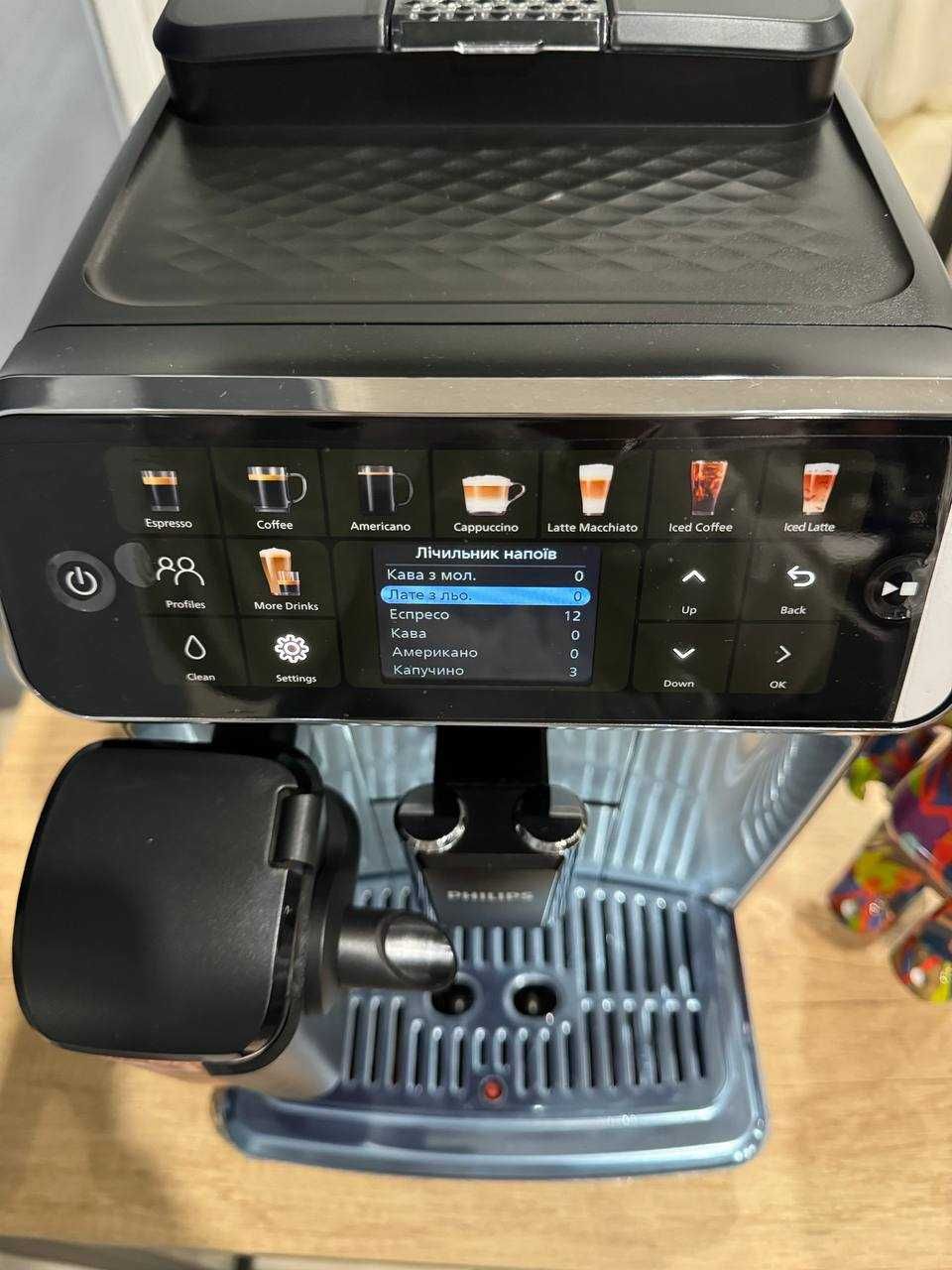 Кофемашина Philips Latte Go серии 5500