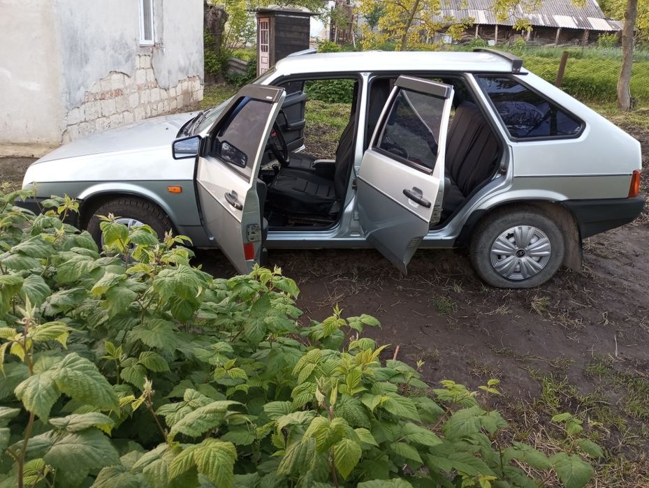 Продам Ваз 21093...