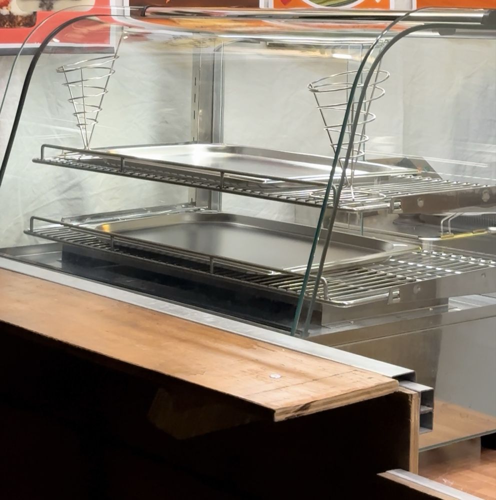 Vitrine Aquecida de Bancada 160L – Usada, a Funcionar Perfeitamente
