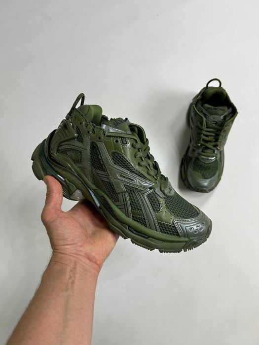 BALENCIAGA Runner кроссовки зеленые кеди кросівки зелені 43 41 42 40