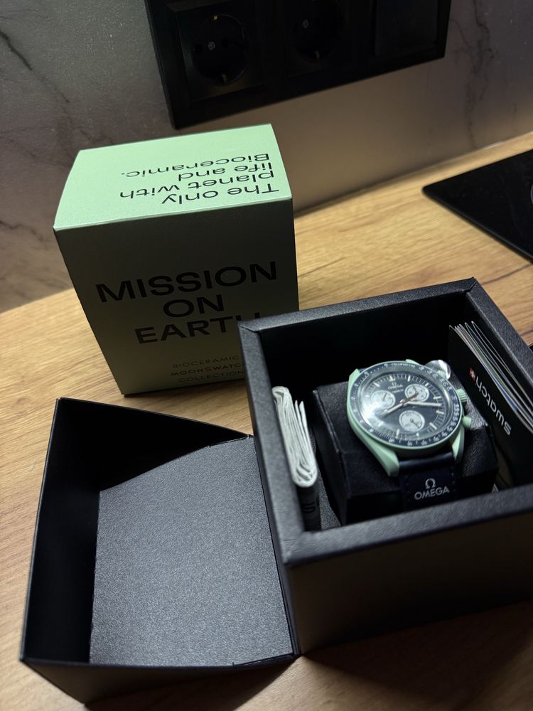 Omega x Swatch Moonswatch Mission to Earth