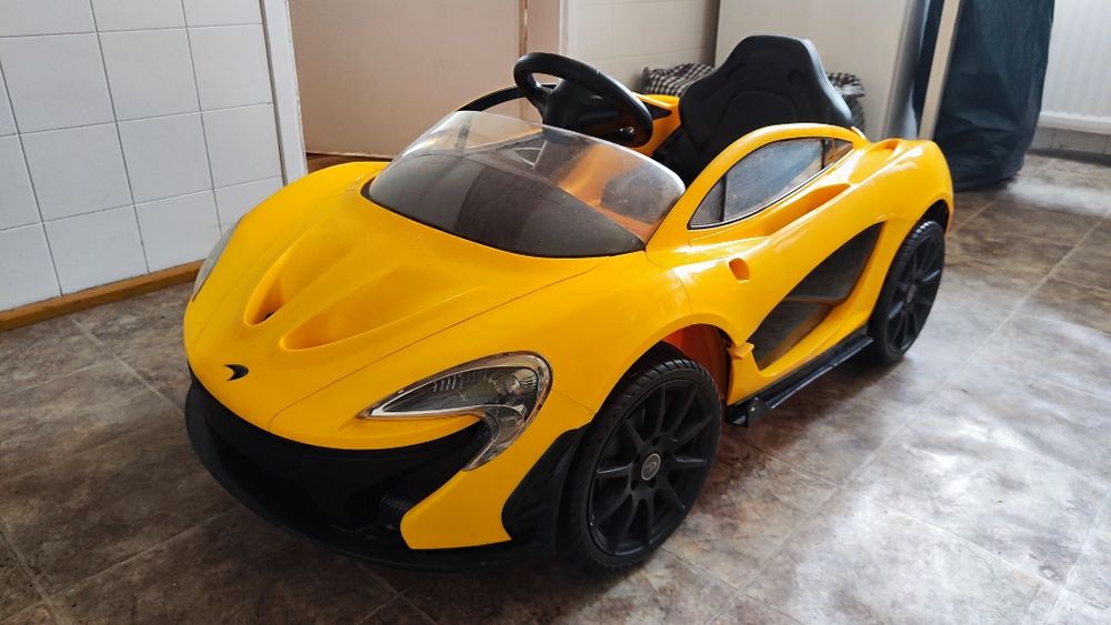 Pojazd / samochód akumulatorowy dla dzieci (McLaren)