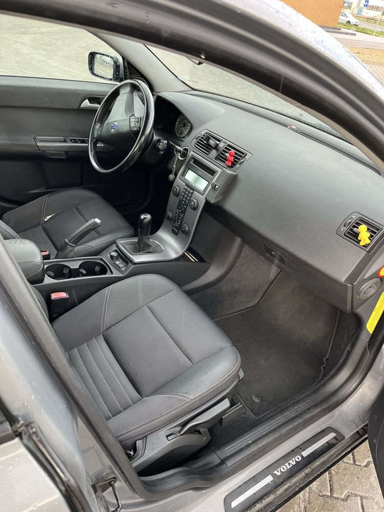 Volvo V50 2.4 benzyna 2004 r.