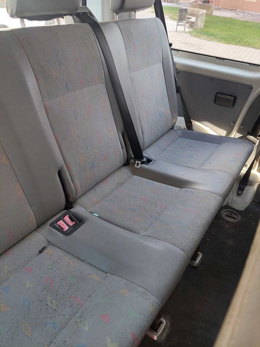 VW Transporter T5 1.9 TDI 9 lugares