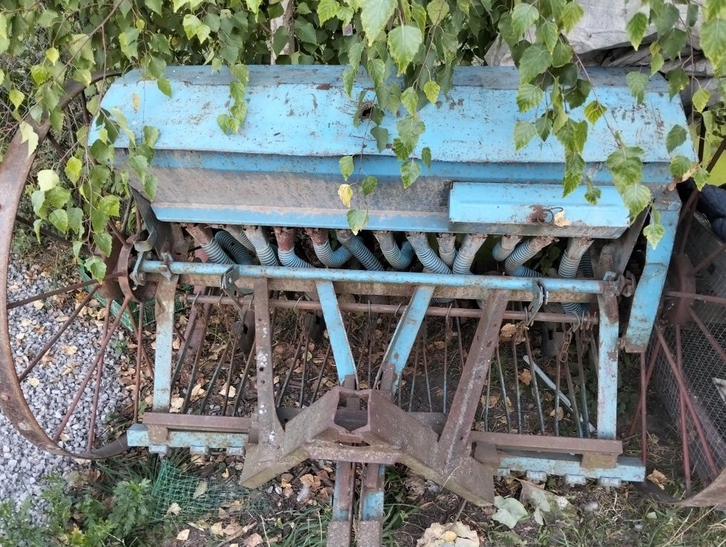 Продам   сівалку .