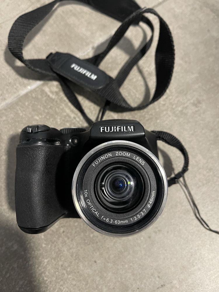 Máquina Fotográfica Fujifilm S5800