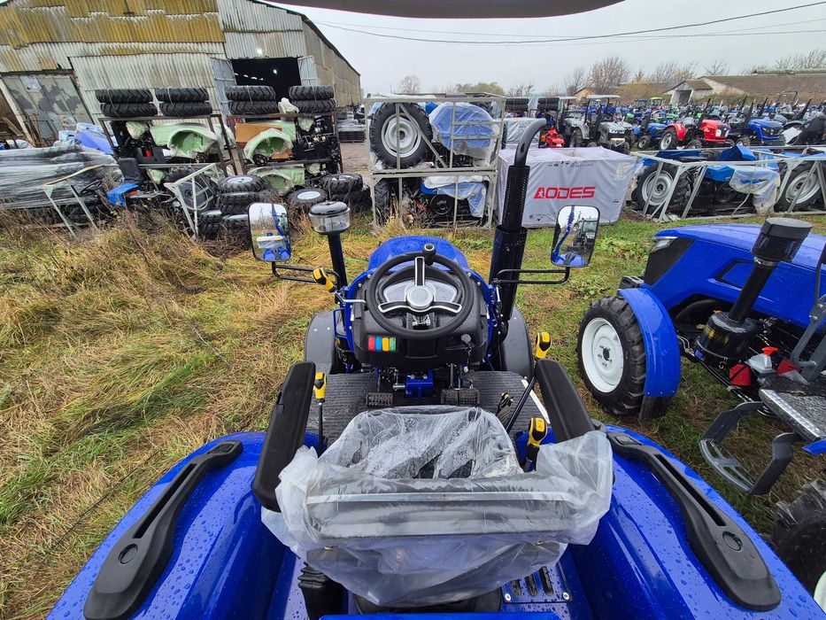 Трактор Файтер Т254 завод рунда с Крышей