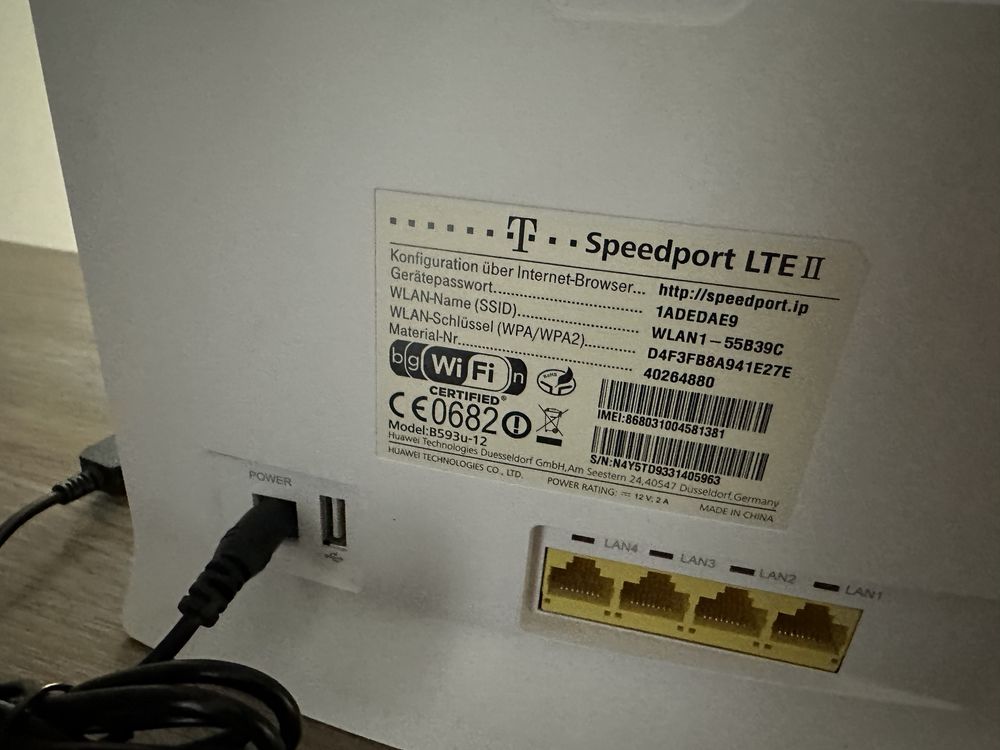 Huawei B593 Wifi LTE 3G router роутер, працює від павербанка + антенни