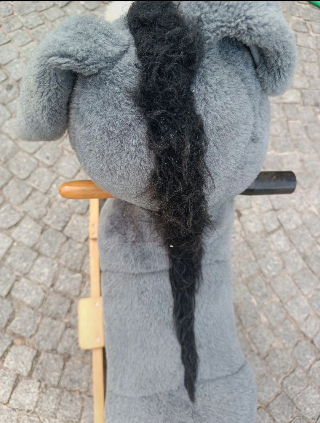 Burro de baloiço