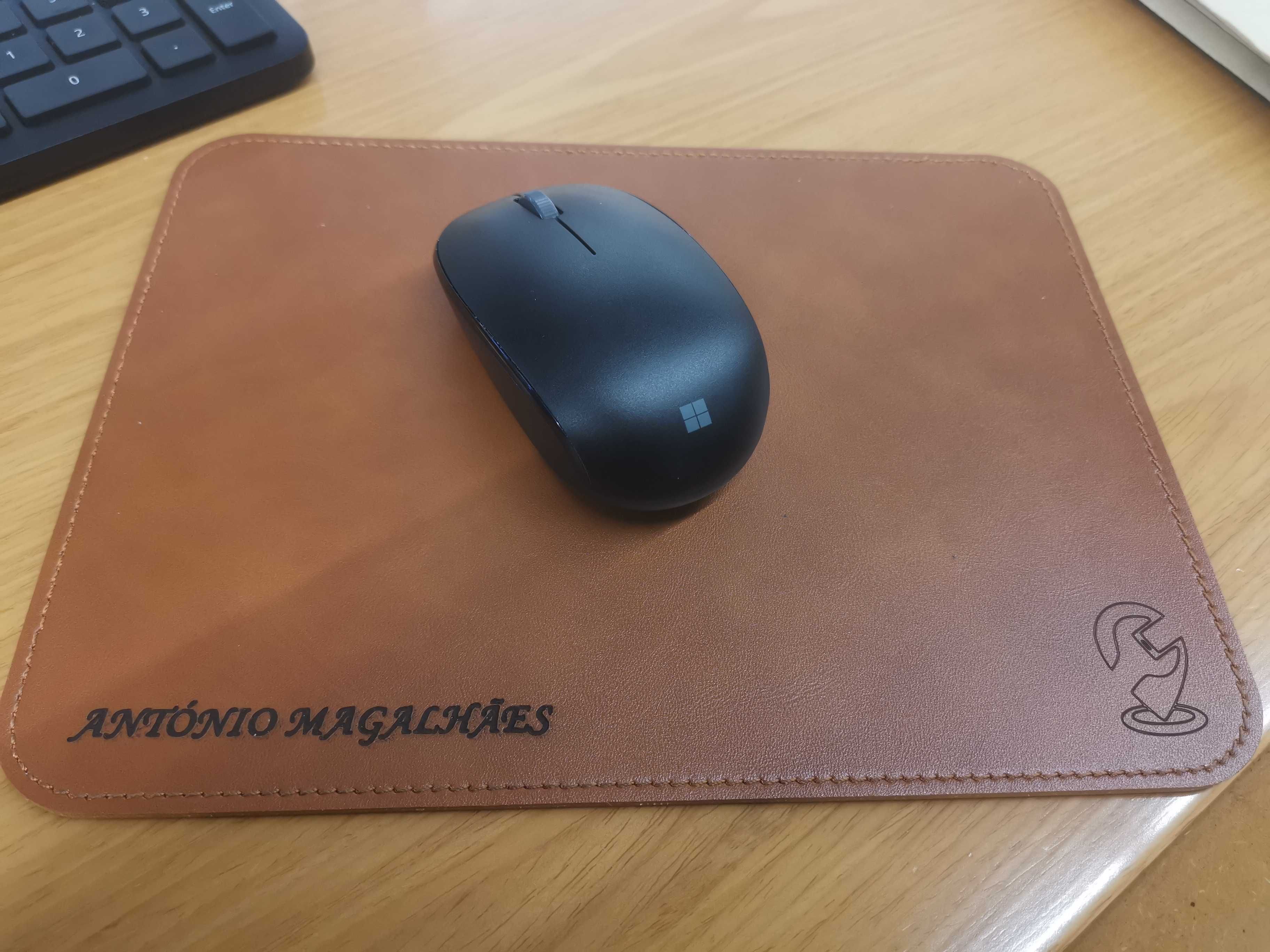 Satechi - EcoLeather MousePad (Preto / Azul / Castanho)