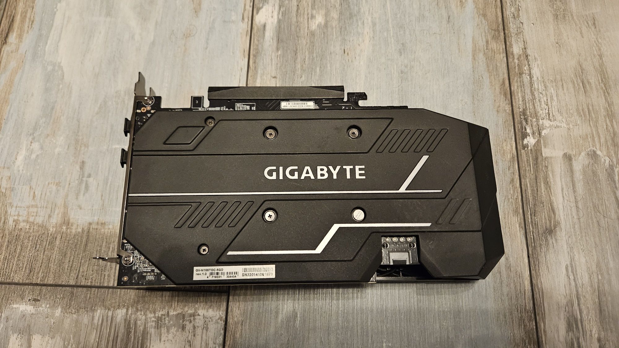 Видеокарта Gigabyte 1660 ti 6 gb