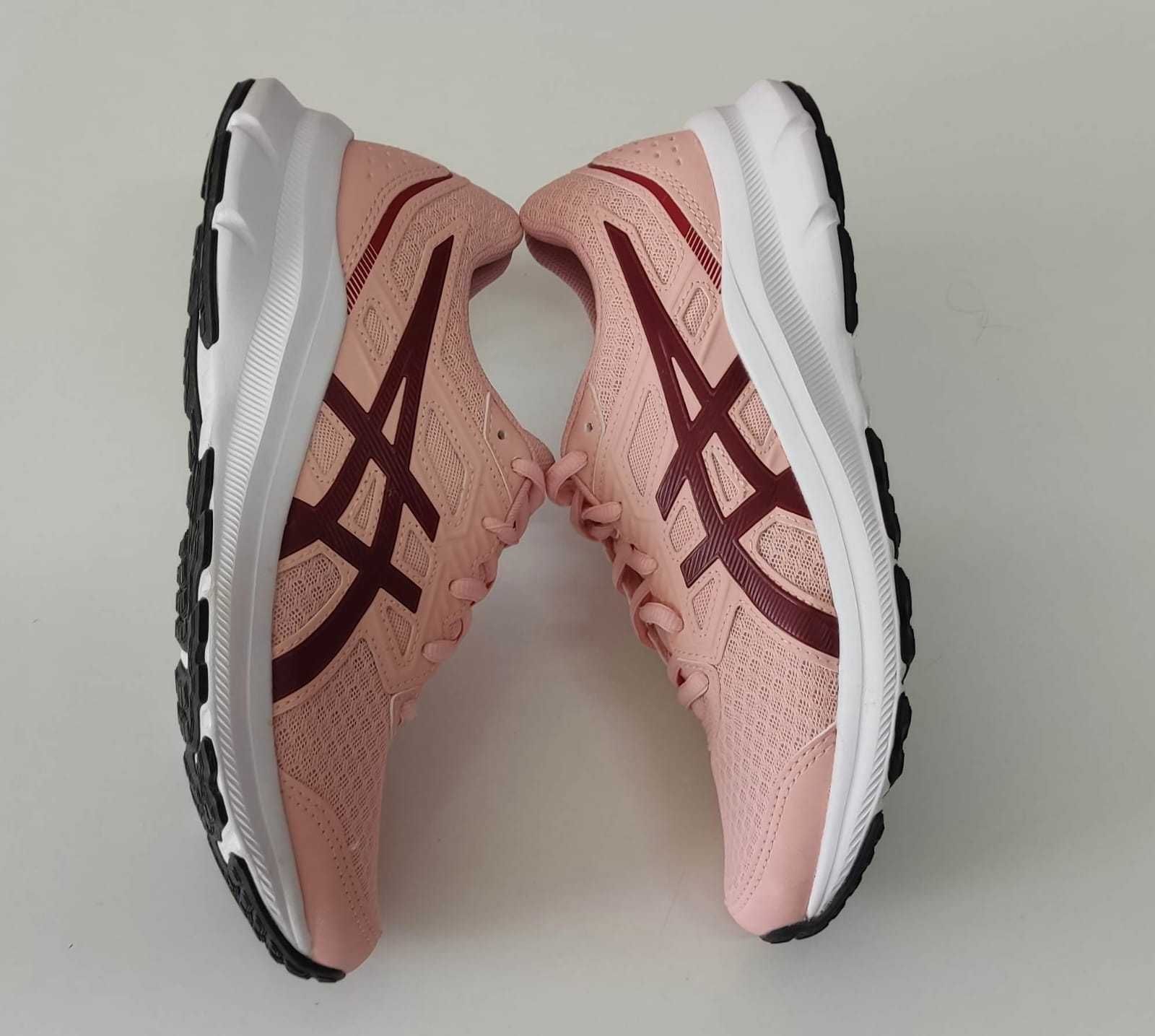 Tênis feminino Asics - Tamanho 39