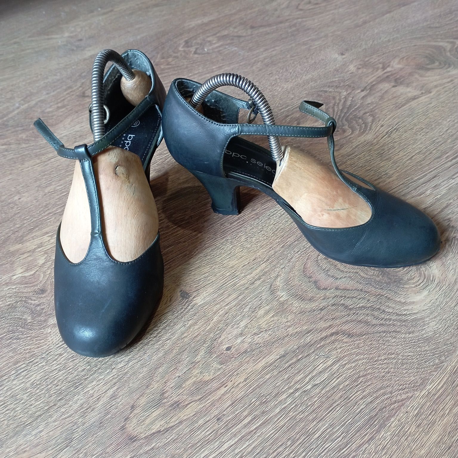 Обувь женская туфли босоножки кроссовки  ботинки