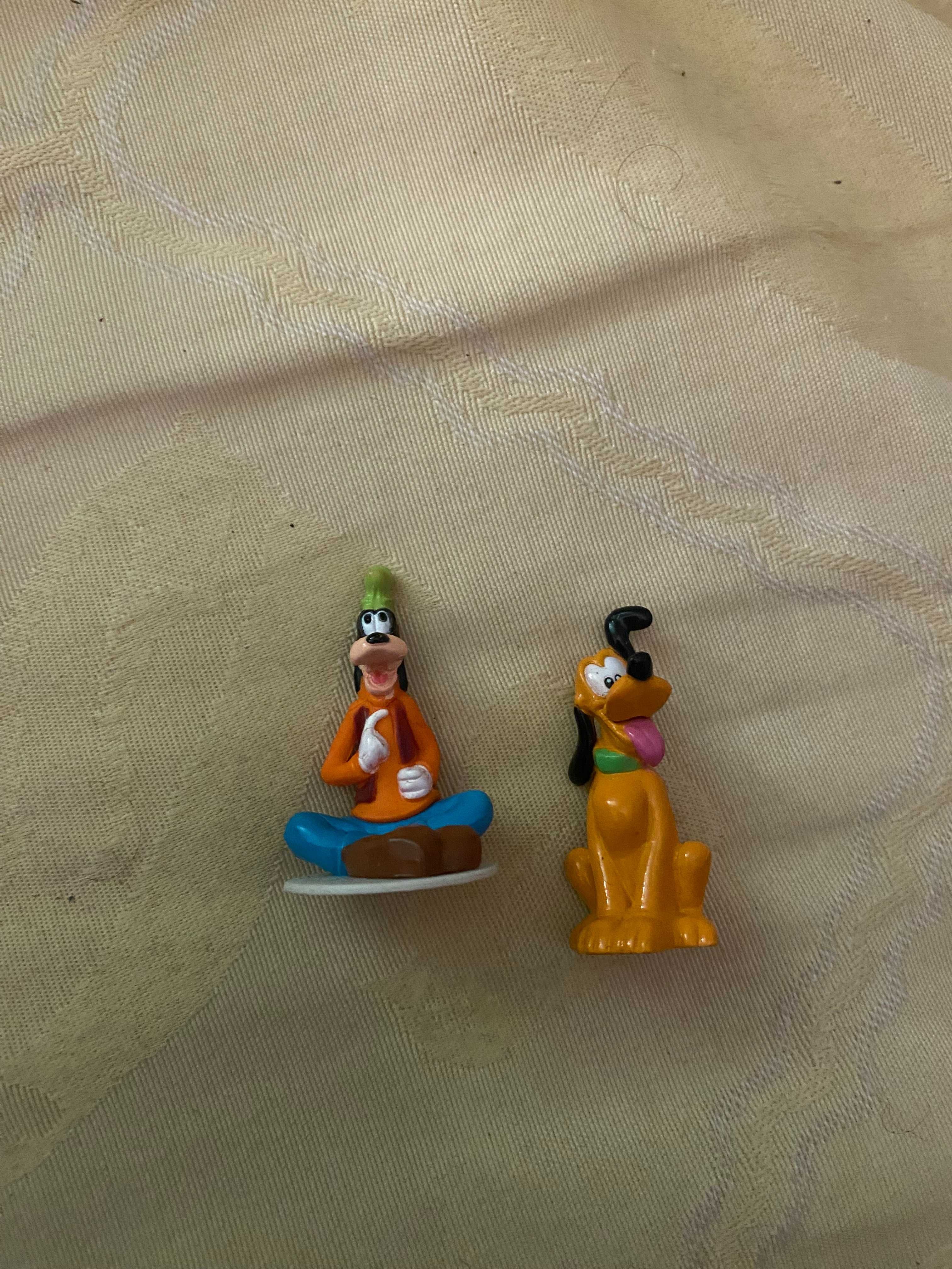 Pateta e Pluto Disney 2004
