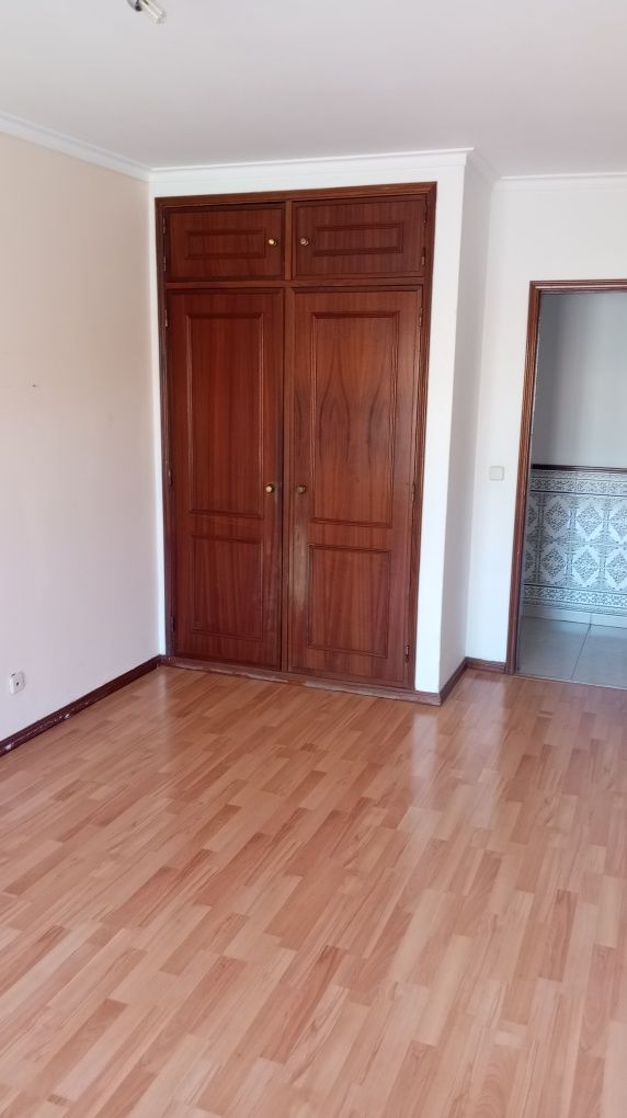 Apartamento T2 Casal do Cotão