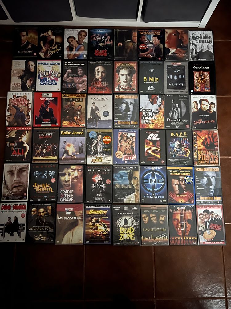DVDs (filmes) e Cassetes (filmes )
